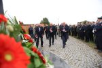 Obilježavanje 30. obljetnice osnutka 81. samostalne gardijske bojne “Kumovi” započelo polaganjem vijenaca i paljenjem lampiona na virovitičkom groblju 1 421961144 845992920890497 724979245639059897 n