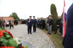 Obilježavanje 30. obljetnice osnutka 81. samostalne gardijske bojne “Kumovi” započelo polaganjem vijenaca i paljenjem lampiona na virovitičkom groblju 12 438129283 845992900890499 899844415377223751 n