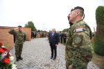 Obilježavanje 30. obljetnice osnutka 81. samostalne gardijske bojne “Kumovi” započelo polaganjem vijenaca i paljenjem lampiona na virovitičkom groblju 19 438173142 845992670890522 1382707426973128166 n