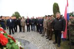 Obilježavanje 30. obljetnice osnutka 81. samostalne gardijske bojne “Kumovi” započelo polaganjem vijenaca i paljenjem lampiona na virovitičkom groblju 21 439255459 845992977557158 4565698199773528115 n