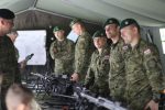 Obljetnica “Kumova”: U centru Virovitice posjetitelji mogu vidjeti moćna vozila za razminiranje te opremu koja štiti nebo i zemlju od svih opasnosti 26 IMG 2097