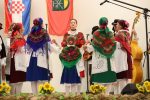 Međunarodnom smotrom folklora ”Petrovo je i žito se zlati, skupa ćemo zapjevati” započela proslava Dana općine Čađavica 18 Smotra folklora u Cadavicai 2024. 54 Custom