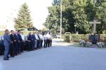 Uoči svečane sjednice Općinskog vijeća Suhopolje, kod spomen obilježja u središtu Suhopolja, brojna izaslanstva, odala su počast poginulim hrabrim hrvatskim branitelja u Domovinskom ratu 19 vijenci 22