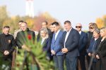 Fotogalerija: Odavanjem počasti svim poginulim i umrlim hrvatskim braniteljima i civilnim žrtvama u Virovitici obilježen blagdan Svih svetih 28 svi sveti vijenci i misa 125