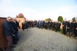 Fotogalerija: Odavanjem počasti svim poginulim i umrlim hrvatskim braniteljima i civilnim žrtvama u Virovitici obilježen blagdan Svih svetih 21 svi sveti vijenci i misa 95