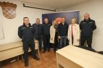 Župan Igor Andrović, njegov zamjenik Marijo Klement, uz Vlastu Honjek Golinac i Ivančice Fett Škvarić, zamjenicu gradonačelnika i predsjednicu Gradskog vijeća, u novogodišnjoj su noći obišli dežurne službe 16 obilasci 2024 2025 87