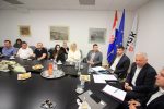 Aktualne teme na sjednici Strukovne grupe poljoprivrede i prehrambeno-prerađivačke industrije: Za predsjednika izabran Franjo Guščić 4 IMG 2231 1200x800