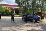 U orahovačkim “Brlićima” održana pokazna vježba u kojoj su sudjelovale sve operativne službe VPŽ: Učitelji i učenici učili kako se ponašati u slučaju opasnosti 2 Pokazna vjezba skola 38