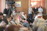 U Slatini je u organizaciji zastupnice u Europskom parlamentu, Sunčane Glavak, održana konferencija „Prema sigurnijem internetu" - Kako zaustaviti cyberbullying“ 33 suncana glavak slatina 181