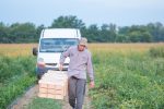 Jutro s vrijednim poljoprivrednicima OPG-a Ivone Andrašić Presečan najbolje hrvatske poljoprivrednice: Težak je ovo posao, ali mi ga volimo, naradimo se, ali i zaradimo, ovo je naš kruh 8 radnici 52