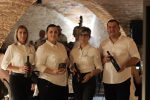 Wine not!? u bajkovitom dvorcu Janković: Brojni posjetitelji uživali u vrhunskim vinima, plemićkim zalogajima i zvucima Suhopoljskih tamburaša 15 IMG 2472