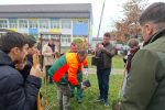 Suhopolje postalo bogatije za još jednu zelenu priču: Učenici, šumari i Općina udružili snage u stvaranju ljepšeg školskog okoliša 2 20251113 102127 Custom