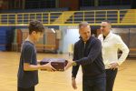 Mladi košarkaši Virke Virovitica, čija se juniorska selekcija plasirala na Prvenstvo Hrvatske i koji svojim sjajnim igrama, košarci vraćaju stari sjaj, dobili sportsku opremu 4 kk virka oprema 9
