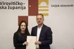 Virovitičko-podravski župan, Igor Andrović, potpisao ugovore s 13 novih stipendista, od kojih je petero studenata medicine: Primat će 200,00 eura mjesečno tijekom cijele godine 15 stipendije vpz 106