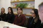 Virovitičko-podravski župan, Igor Andrović, potpisao ugovore s 13 novih stipendista, od kojih je petero studenata medicine: Primat će 200,00 eura mjesečno tijekom cijele godine 7 stipendije vpz 54