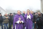 Fotogalerija: Uz velik broj sudionika, u sjećanje na nevine hrvatske žrtve Voćina, održano je 17. Hodočašće hrvatskih branitelja, Hrvatske vojske i policije Gospi Voćinskoj 67 vocin hodocasce jedan 22