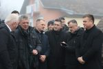 Fotogalerija: Uz velik broj sudionika, u sjećanje na nevine hrvatske žrtve Voćina, održano je 17. Hodočašće hrvatskih branitelja, Hrvatske vojske i policije Gospi Voćinskoj 78 vocin hodocasce jedan 65