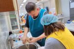 Veliko srce Tomislava Kunšteka: Jaglaci učili raditi slavonsku kobasicu na tradicionalan način 4 Jaglac Kunstek radionica kobasice 5