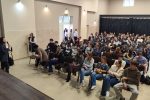 Organizacija za društveni razvoj DKolektiv iz Osijeka u Orahovici održala zanimljivo predavanje o volontiranju: “Mladi su danas povezaniji, ali i usamljeniji nego ikad” 2 Mladi volontiranje 4 1