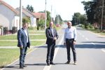 Brojni se projekti provode na području općine Pitomača, a dio njih, u ponedjeljak su obišli virovitičko-podravski župan Igor Andrović i načelnik Općine Pitomača, Željko Grgačić 11 obilazak pitomaca radovi 146