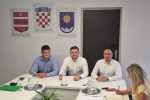 Održana konstituirajuća sjednica Savjeta mladih Grada Slatine: Za predsjednika izabran Andrej Strupar, njegov zamjenik je Dominik Bot 3 20260721 143129 1024x768