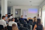 Održan 1. sastanak projektnog tima i početna konferencija u sklopu projekta CROSS-EV kroz koji će, između ostalog, biti izgrađene tri električne punionice u Kapela Dvoru, Suhopolju i Noskovcima 10 758830683 1636100581853833 9125519299630717671 n