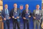 Djakovo ugovori i sjednica vijeca za reg razvoj foto Martina Basic 50