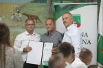 Povodom Dana općine Gradina, uručena su javna priznanja, dobitnici su: Đuro Benčik, ŠRKK Karas Budakovica, Gradsko društvo Crvenog križa Virovitica, Josip Kaladić, Pekara Klas i NK Gradina 1 dan opcine gradina 157
