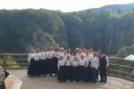 Deset godina prijateljstva KUD-a Otrovanec i ZUK-a Korana Zagreb, okrunjeno zajedničkim nastupom na Plitvičkim jezerima 18 818133239 1531507225673316 2395353482945248209 n