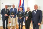 NAJBOLJI OD NAJBOLJIH U 2025: Hrvatski duhani - Zlatna nit Podravine i Slavonije, tvrtka koja povezuju domaće ratare s globalnim tržištem, ostvarujući 73 posto ukupnih prihoda - na inozemnom tržištu 1 hgk zlatna kuna dva 1 1