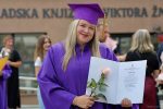 U velikoj dvorani POU Slatina, održana je svečana promocija druge generacije prvostupnika sveučilišnog prijediplomskog studija Rani i predškolski odgoj i obrazovanje Fakulteta za odgojne i obrazovne znanosti Sveučilišta Josipa Jurja Strossmayera u Osijeku, dislociranog studija u Slatini 19 viber slika 2026 09 10 13 30 20 200 1024x576