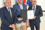 NAJBOLJI OD NAJBOLJIH U 2025: Virovitički Factory - Oni su digitalni stručnjaci iz Slavonije koji mijenjaju poslovanje globalnih divova diljem svijeta 2 zlatna kuna dva 15 2