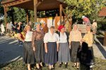 Fotogalerija: Stari običaj ponovno zaživio u Grabrovnici - Lužđana i ove godine okupila brojne mještane i goste 11 825351547 2274218196692223 8707899590082818367 n